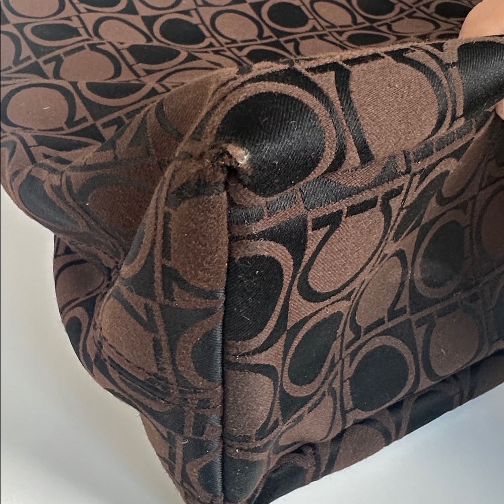 Vintage 2000’s Ferragamo Gancini Printed Shoulder Bag - Picture 6 of 16